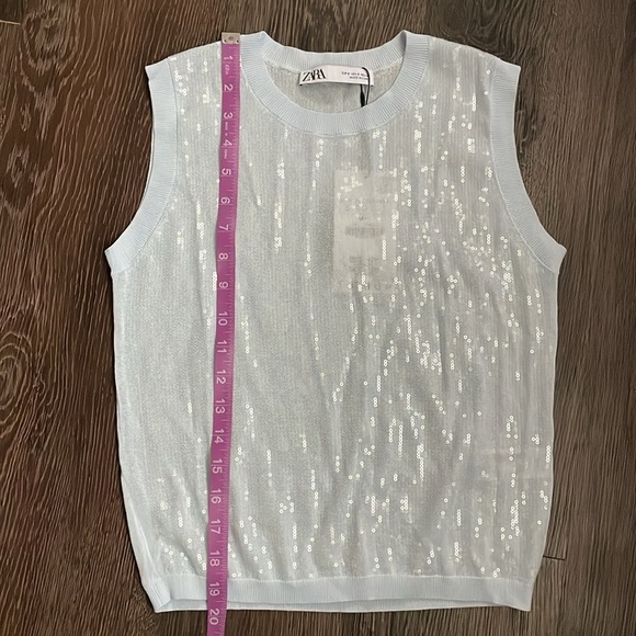 🧞‍♂️Nwt blue sleeveless sequined knit top - Picture 5 of 13